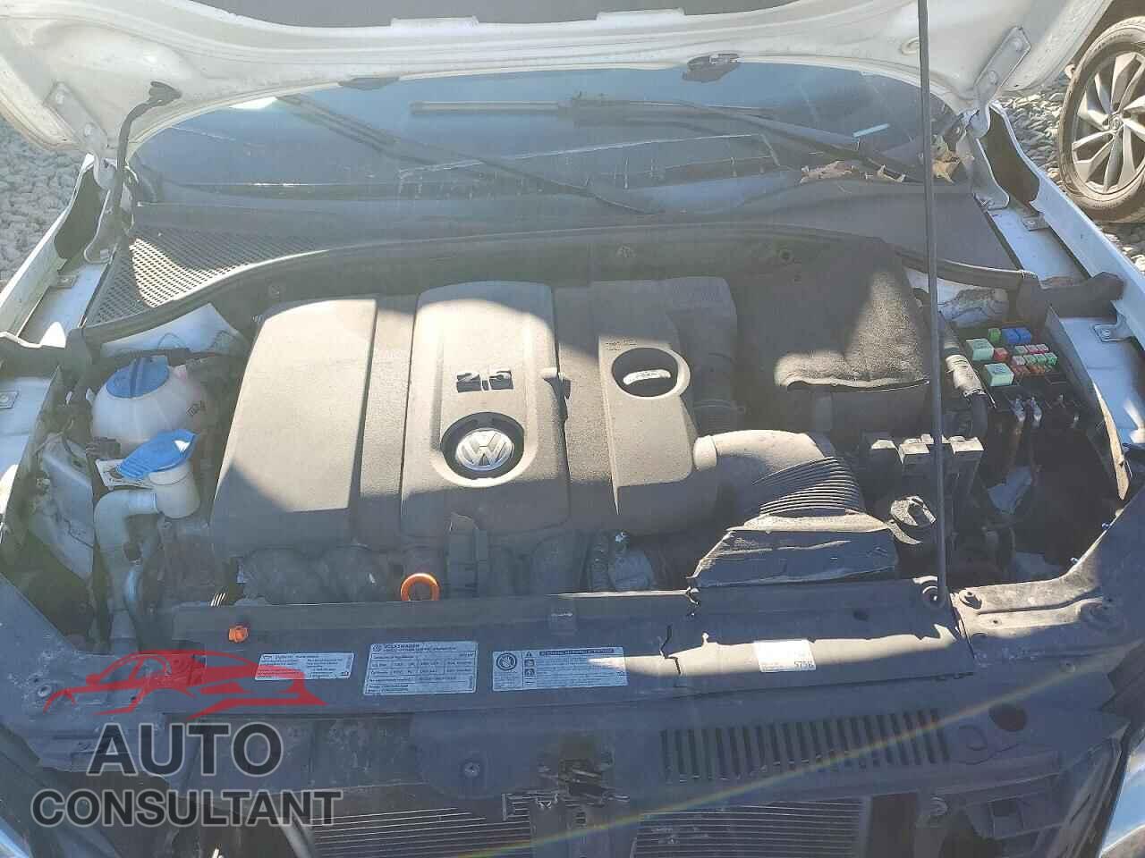 VOLKSWAGEN PASSAT 2012 - 1VWCP7A30CC036541