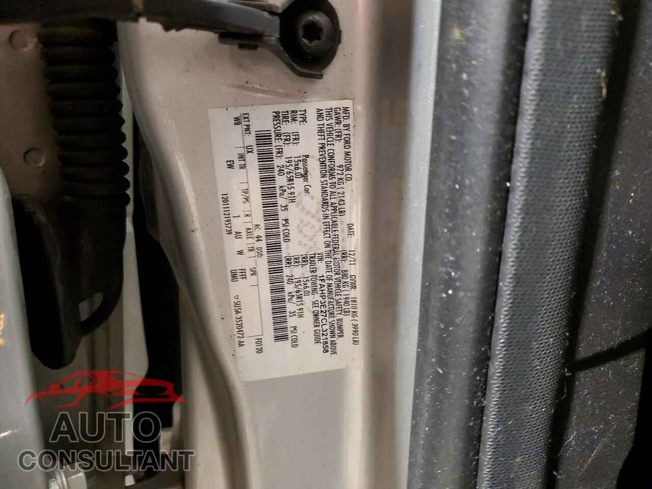 FORD FOCUS 2012 - 1FAHP3E27CL321858