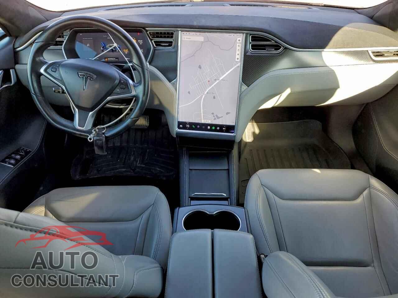 TESLA MODEL S 2015 - 5YJSA1H24FF084352