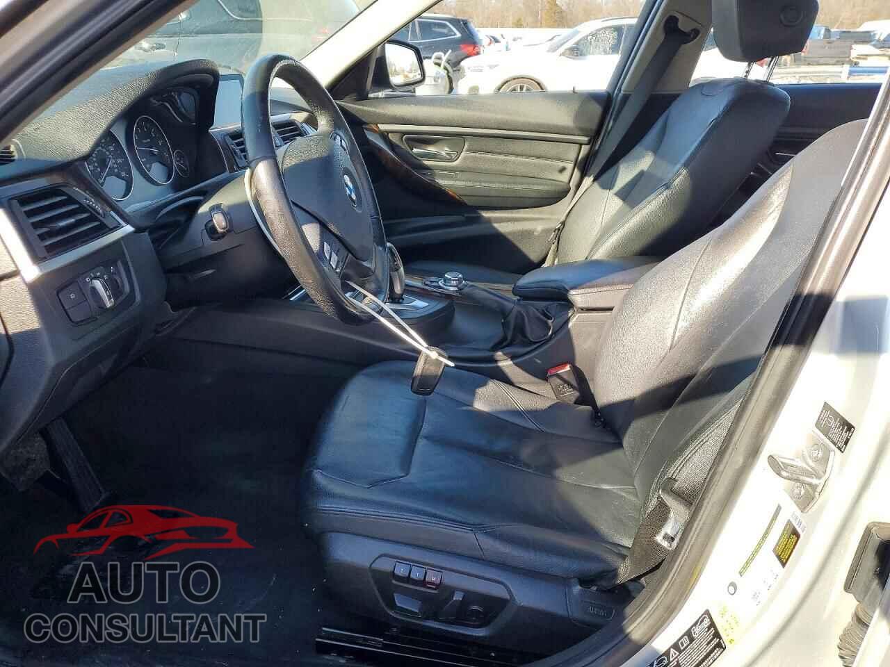 BMW 3 SERIES 2013 - WBA3B3C55DF533123