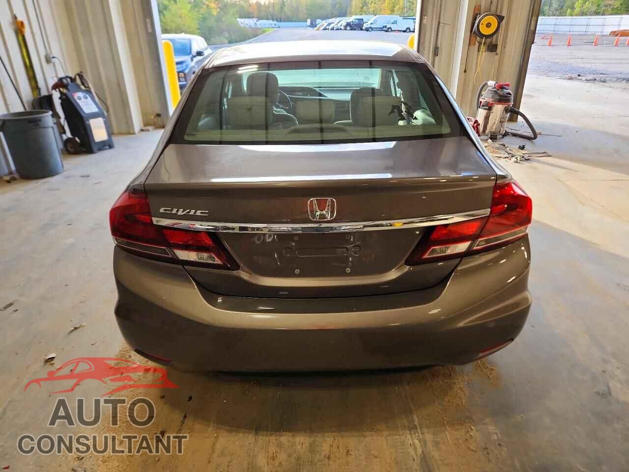 HONDA CIVIC 2013 - 19XFB2F54DE094027