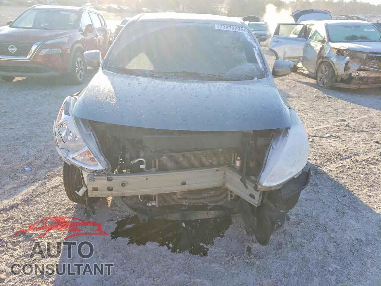 NISSAN VERSA 2019 - 3N1CN7AP3KL804224