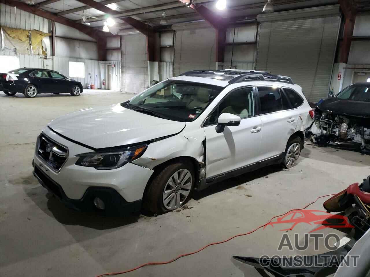 SUBARU OUTBACK 2018 - 4S4BSAHC4J3322983