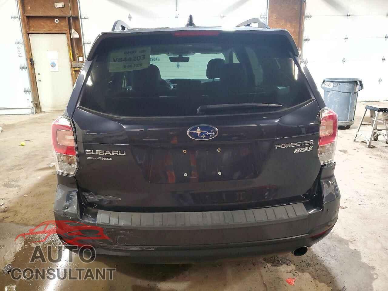 SUBARU FORESTER 2017 - JF2SJALC1HH516903