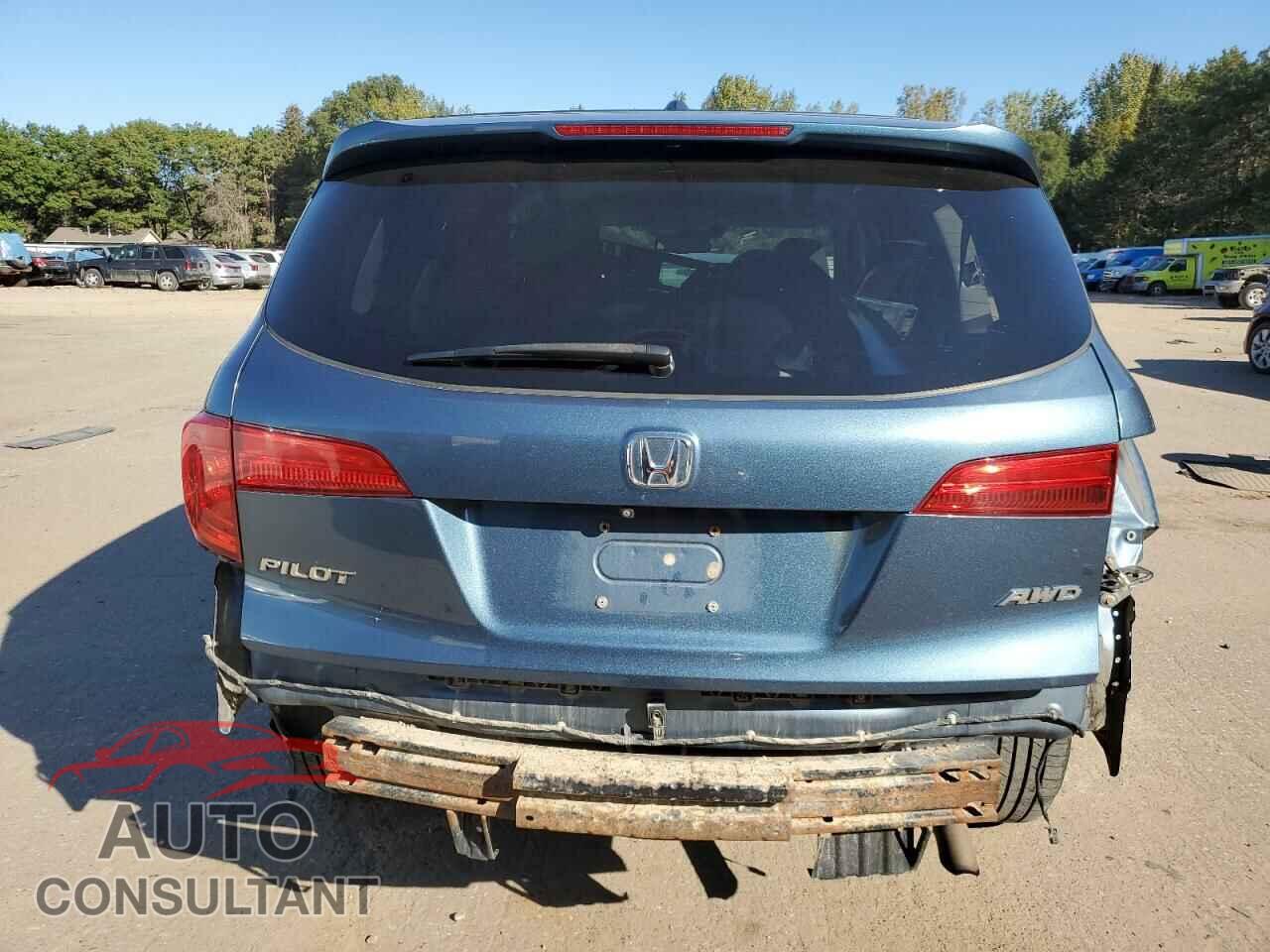 HONDA PILOT 2016 - 5FNYF6H64GB065605