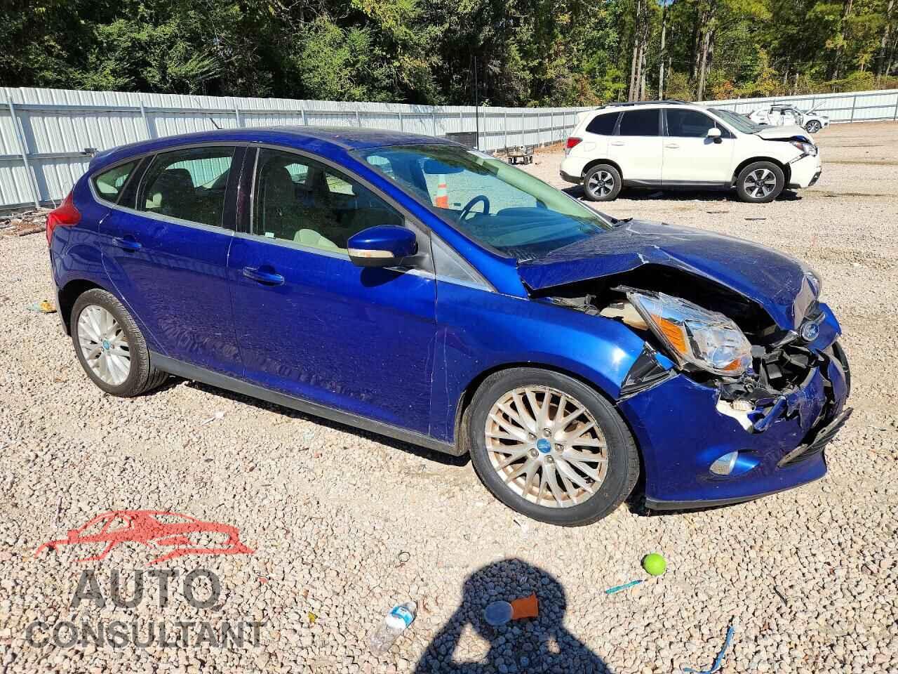 FORD FOCUS 2012 - 1FAHP3M21CL270343
