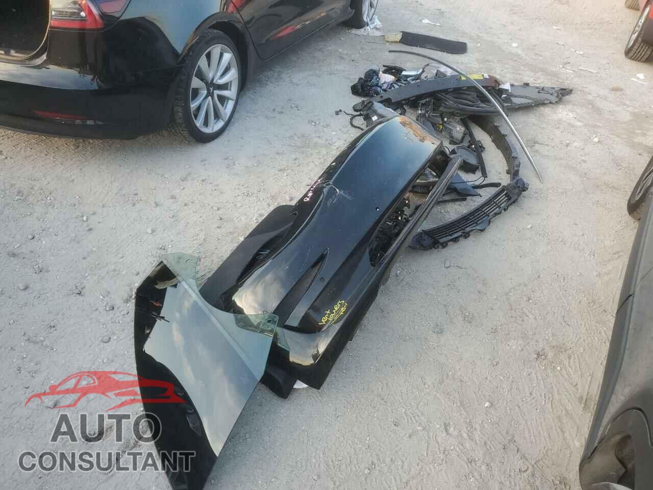 TESLA MODEL 3 2018 - 5YJ3E1EA8JF046619