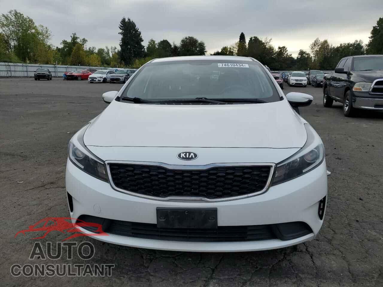 KIA FORTE 2017 - 3KPFL4A74HE068826