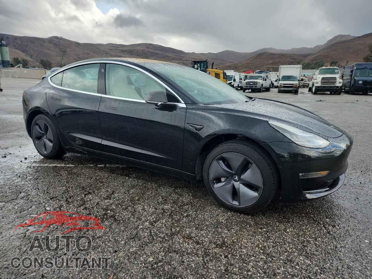 TESLA MODEL 3 2019 - 5YJ3E1EA1KF324570