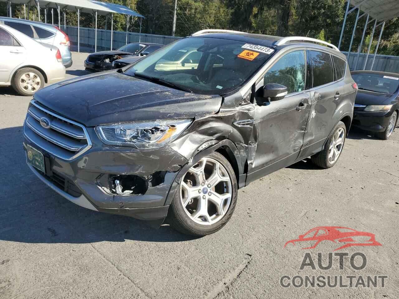 FORD ESCAPE 2017 - 1FMCU0JD8HUA75001