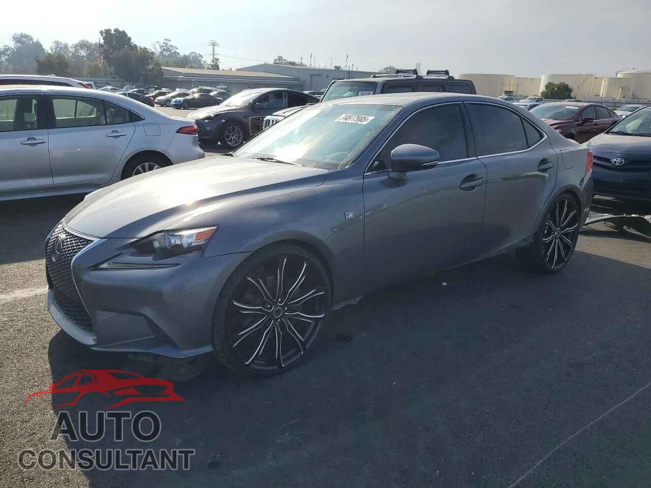 LEXUS IS 2015 - JTHBE1D27F5015942