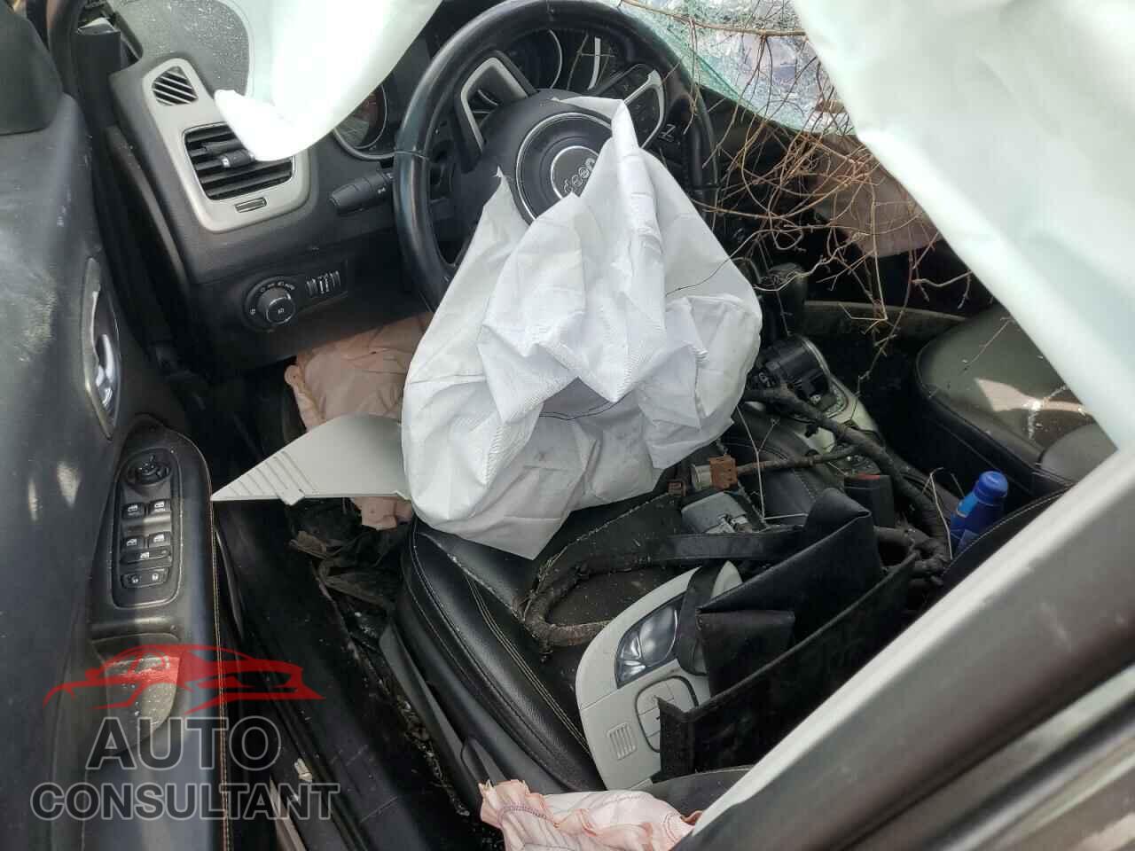 JEEP COMPASS 2019 - 3C4NJDBB4KT846887