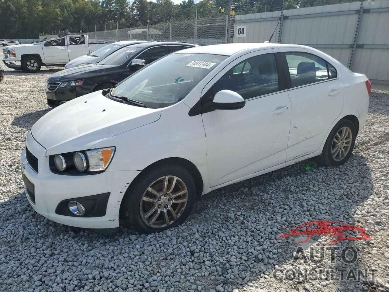 CHEVROLET SONIC 2012 - 1G1JC5SH5C4125335