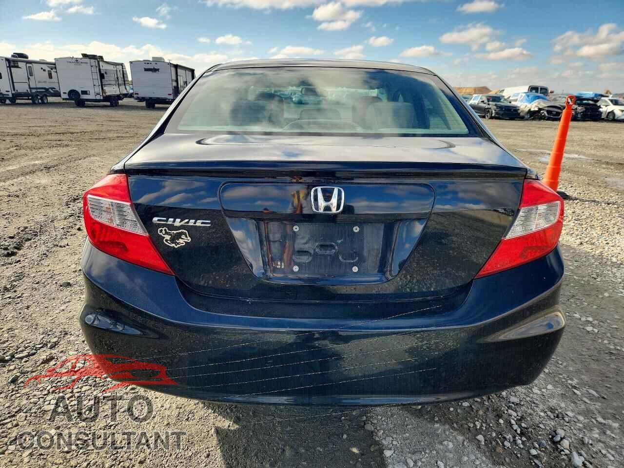 HONDA CIVIC 2012 - 2HGFB2F51CH323252