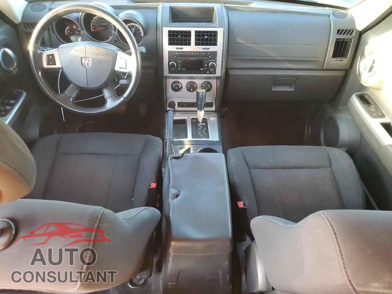 DODGE NITRO 2011 - 1D4PT5GKXBW547693