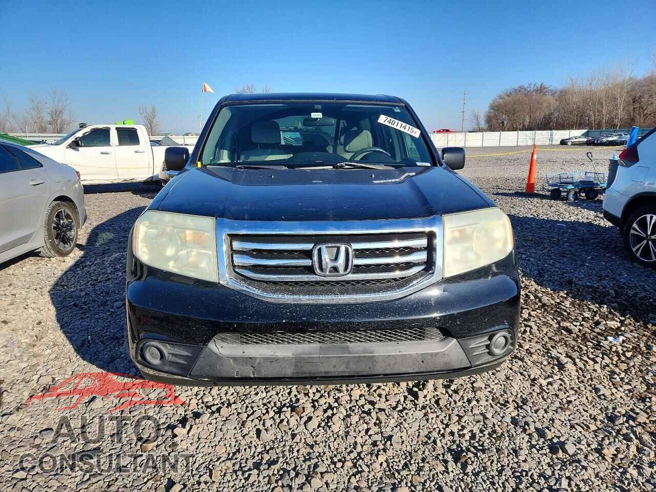 HONDA PILOT 2013 - 5FNYF3H24DB044213