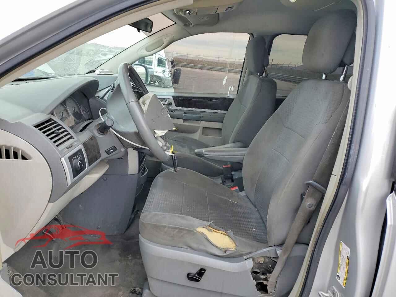 DODGE CARAVAN 2010 - 2D4RN5D12AR409121