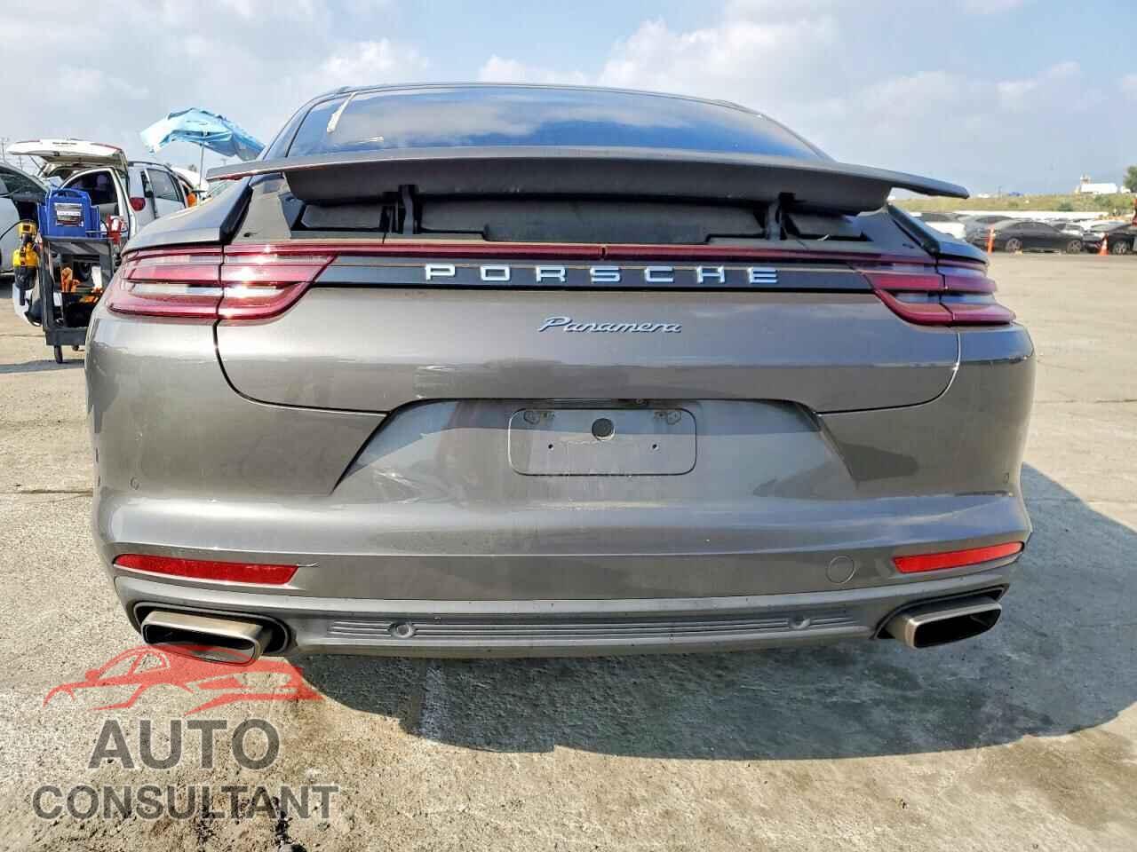PORSCHE PANAMERA 2018 - WP0AA2A79JL102471