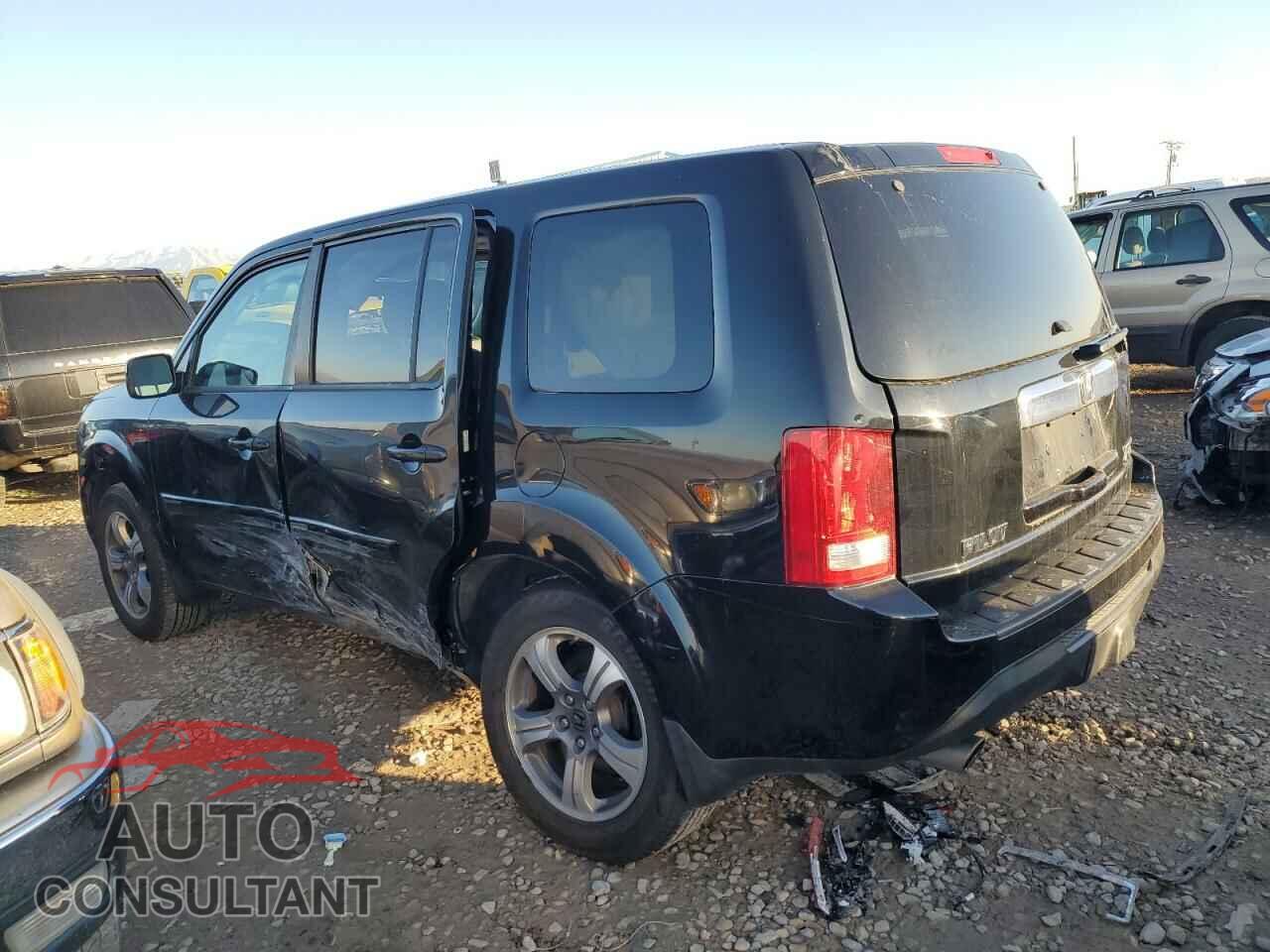 HONDA PILOT 2015 - 5FNYF4H38FB053353