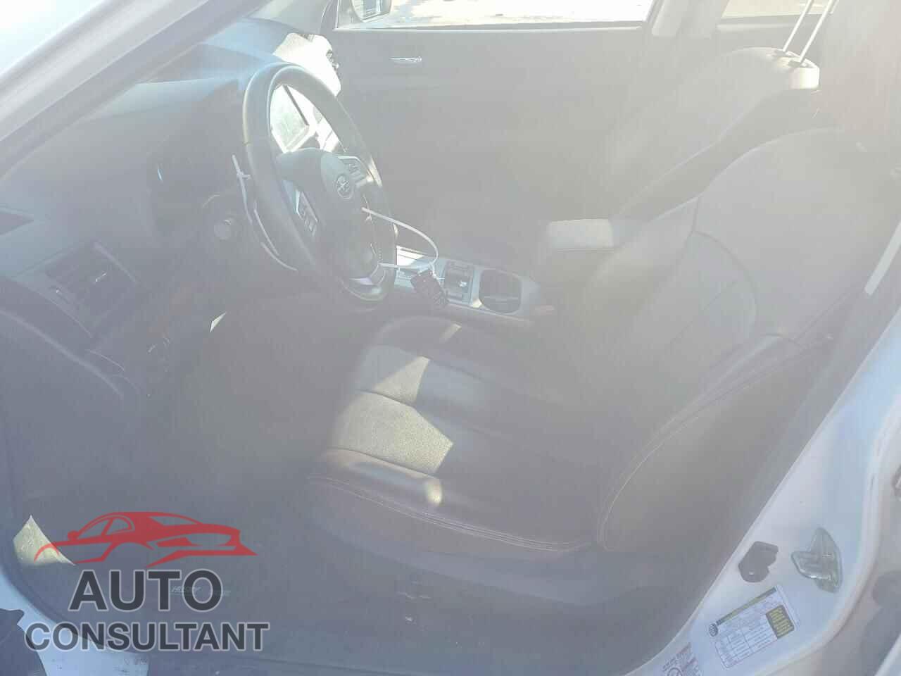 SUBARU OUTBACK 2013 - 4S4BRBSC7D3308770