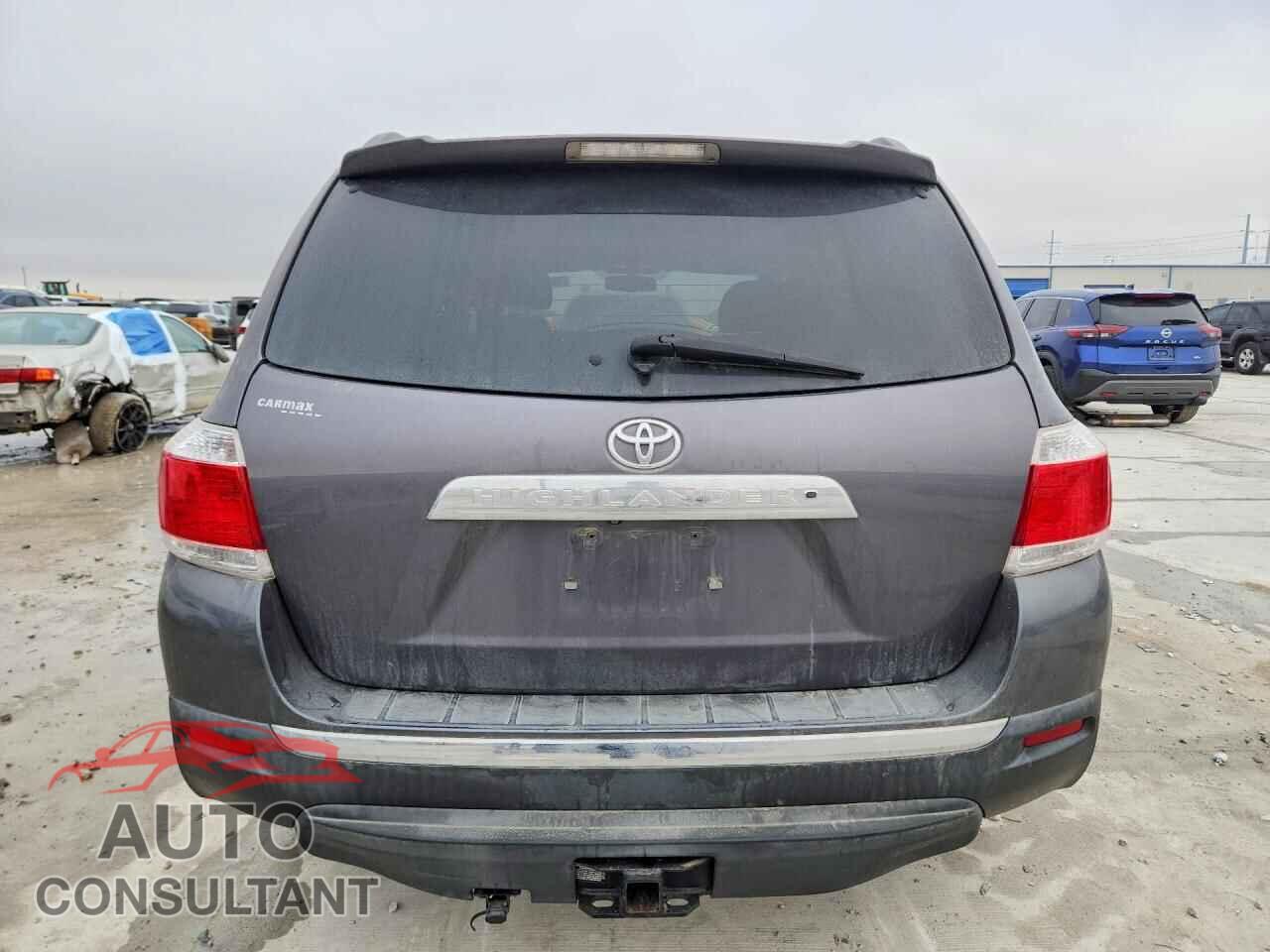 TOYOTA HIGHLANDER 2013 - 5TDYK3EH8DS102789