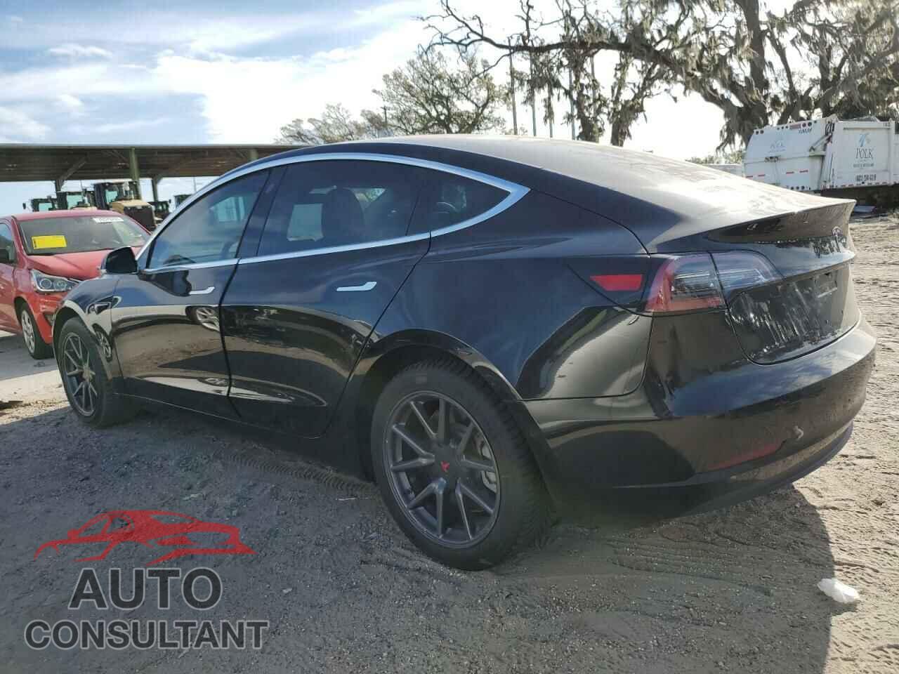TESLA MODEL 3 2018 - 5YJ3E1EA3JF156302