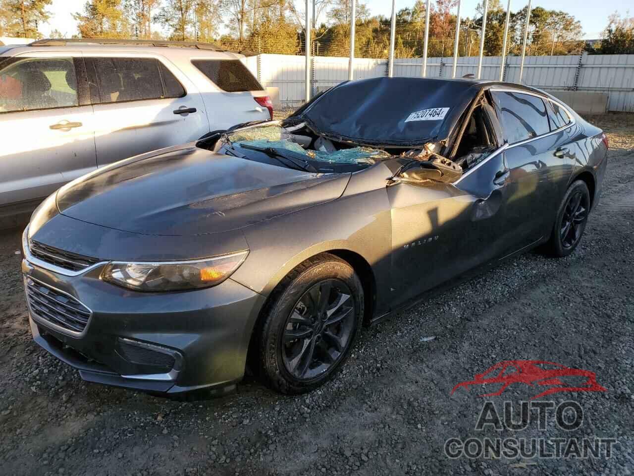 CHEVROLET MALIBU 2017 - 1G1ZE5ST4HF228971