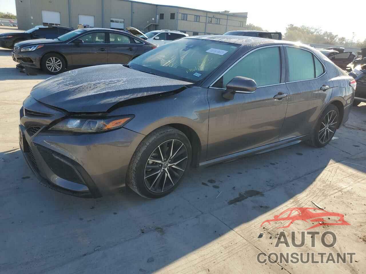 TOYOTA CAMRY 2022 - 4T1G11AK7NU036524