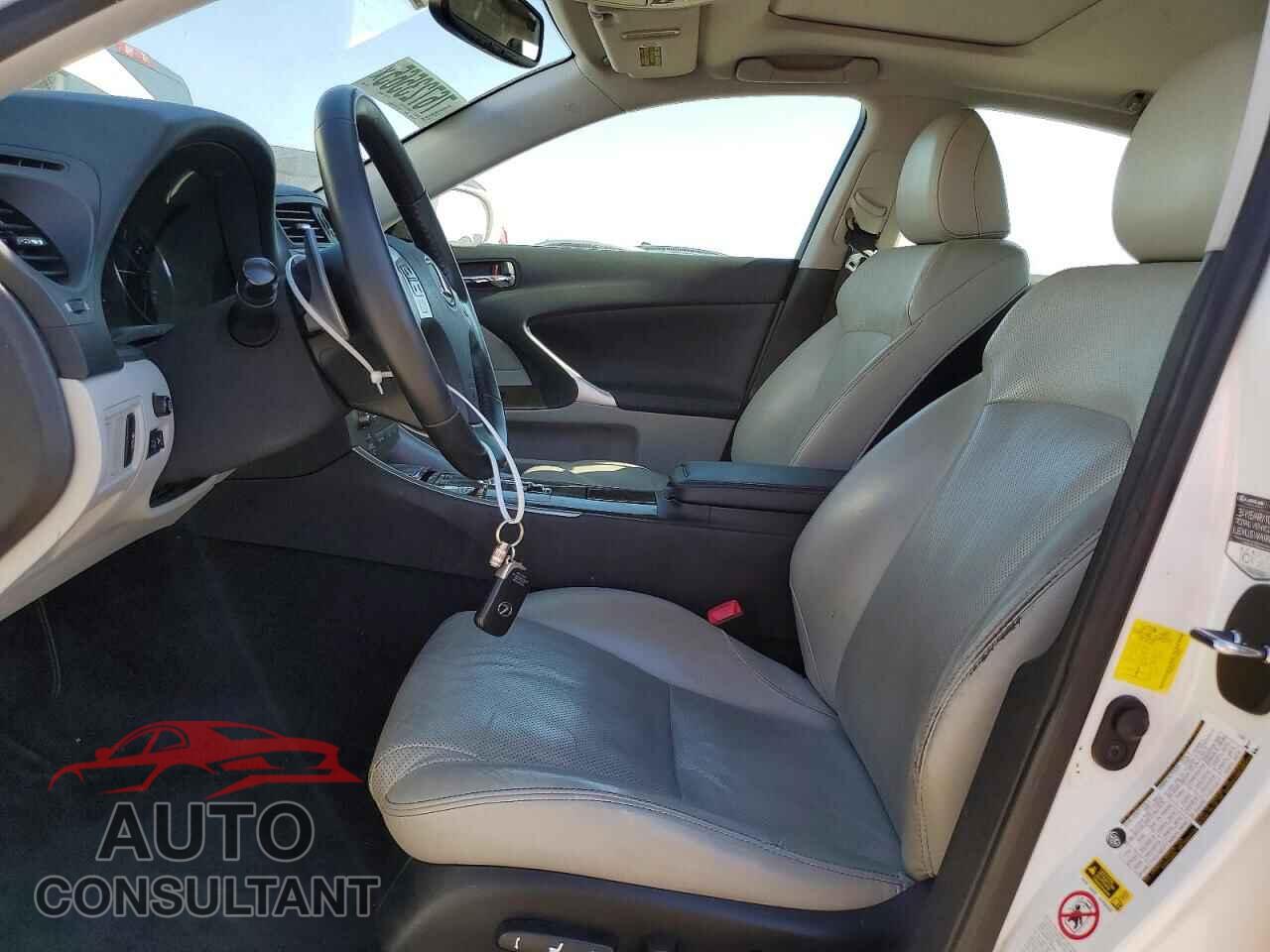LEXUS IS 2012 - JTHBF5C21C5164686