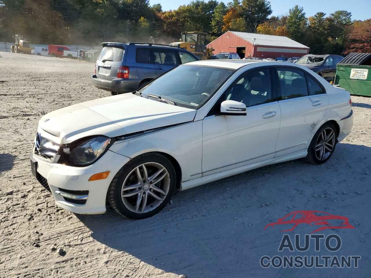 MERCEDES-BENZ C-CLASS 2012 - WDDGF8BB1CR231280