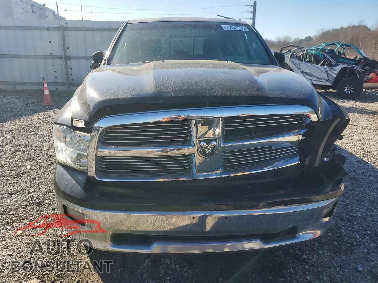 DODGE RAM 1500 2012 - 1C6RD7LT5CS204318