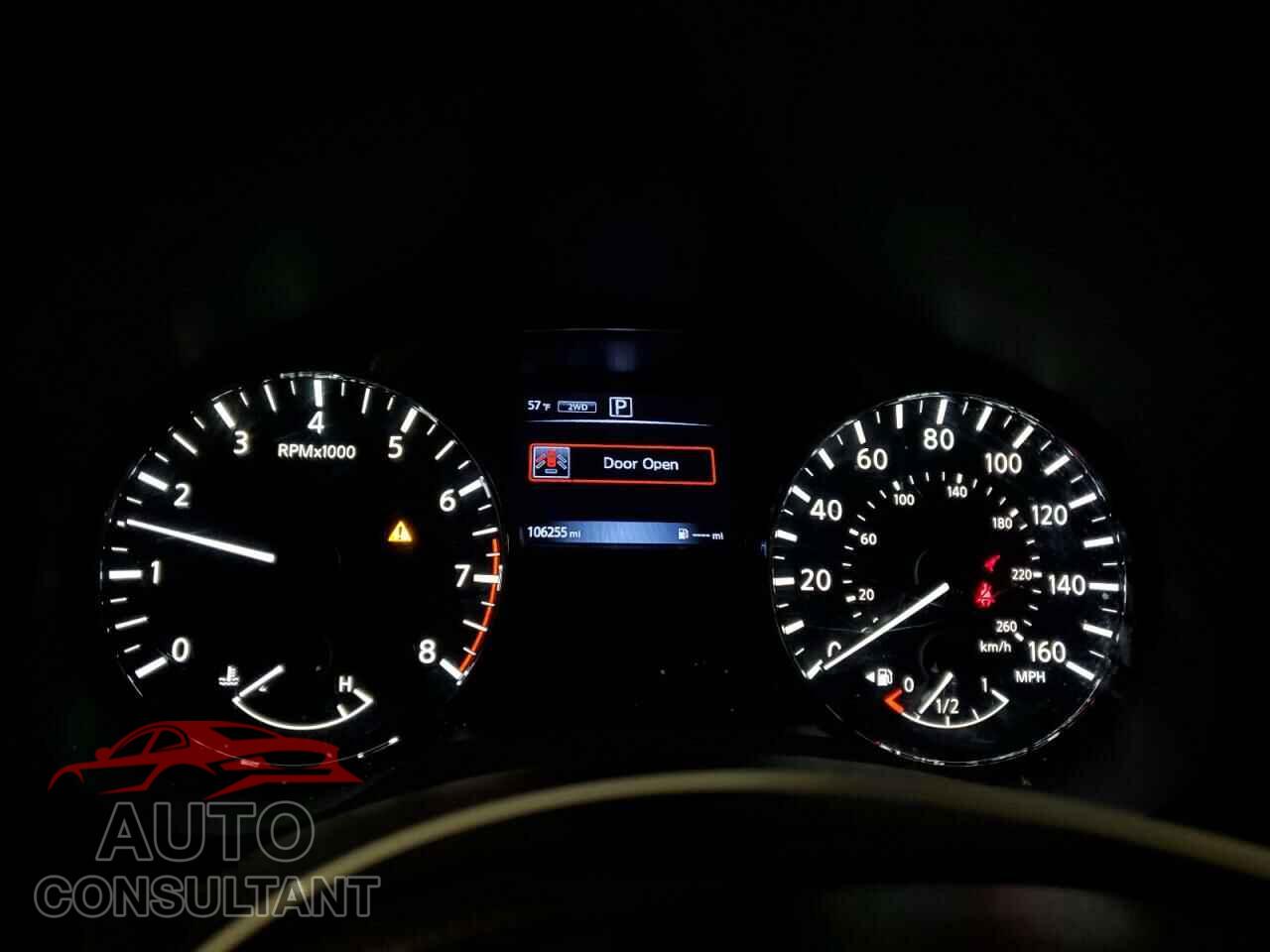 NISSAN PATHFINDER 2017 - 5N1DR2MM2HC676553