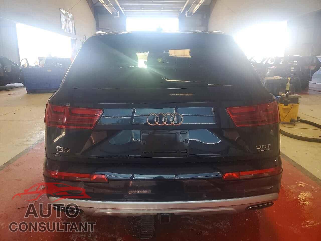 AUDI Q7 2017 - WA1AAAF74HD027759