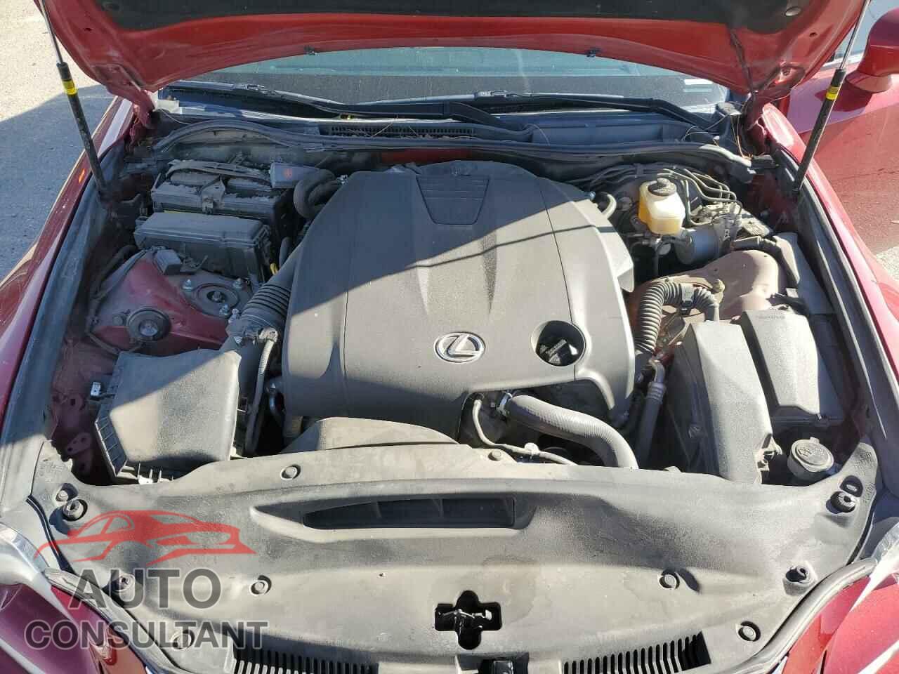 LEXUS IS 2014 - JTHCF1D26E5000784