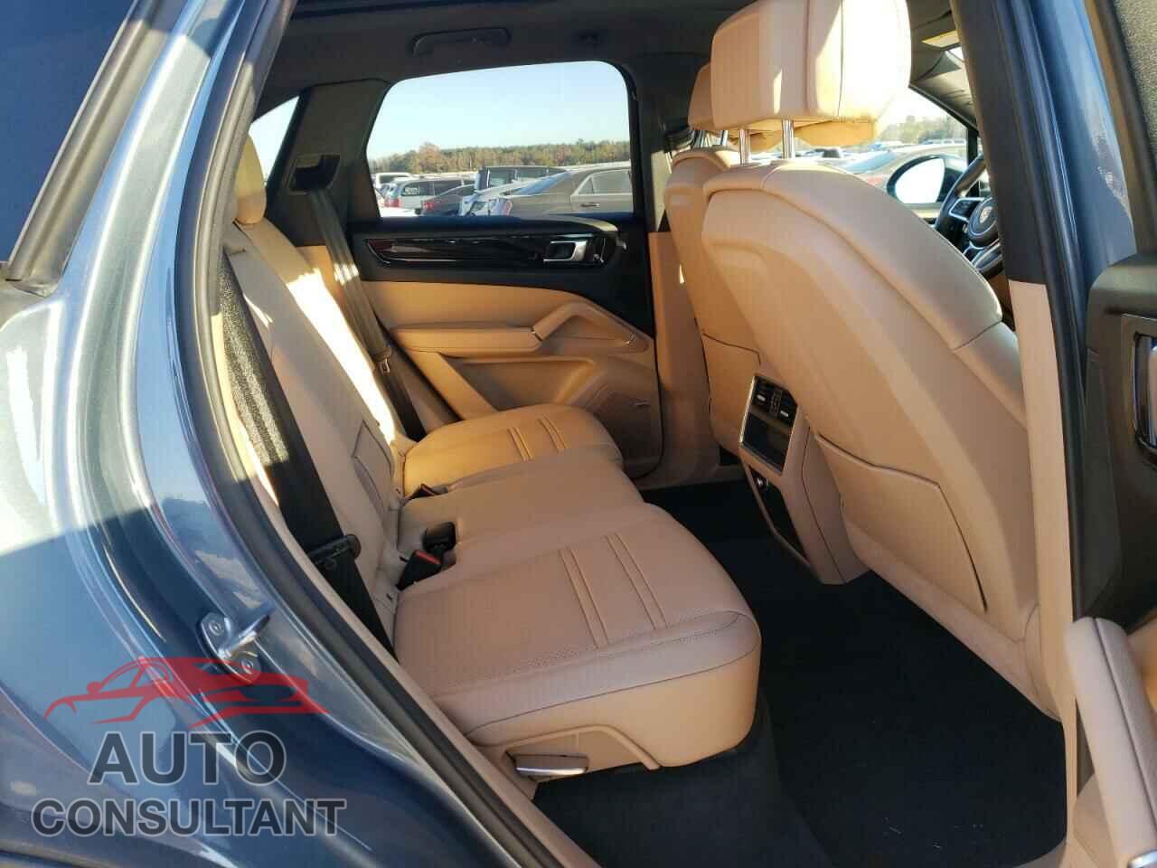 PORSCHE CAYENNE 2019 - WP1AA2AY5KDA10535