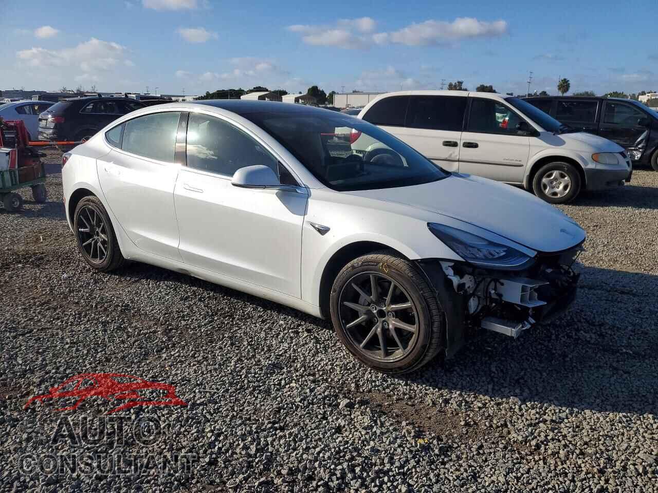TESLA MODEL 3 2020 - 5YJ3E1EA5LF660403
