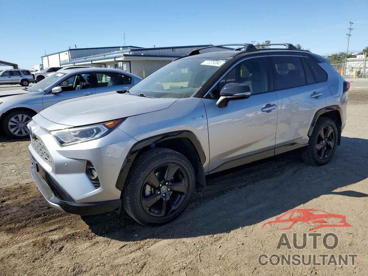 TOYOTA RAV4 2019 - JTMEWRFV2KD515380