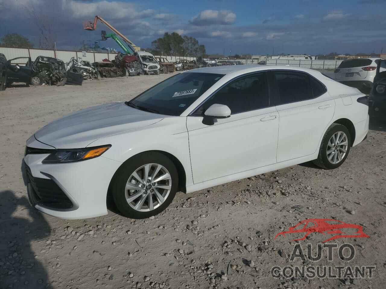TOYOTA CAMRY 2023 - 4T1C11AK4PU099193