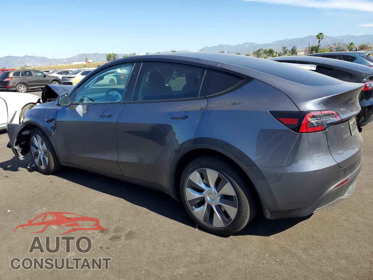 TESLA MODEL Y 2023 - 7SAYGDEEXPA173904