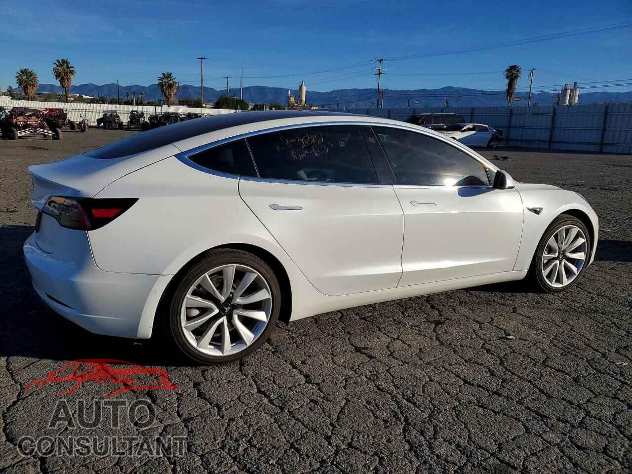 TESLA MODEL 3 2020 - 5YJ3E1EB5LF640578