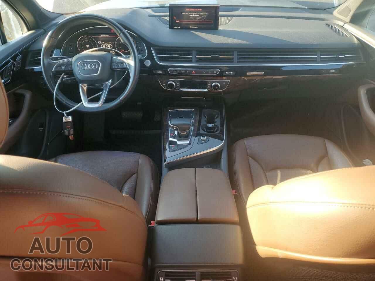 AUDI Q7 2017 - WA1VAAF76HD003769