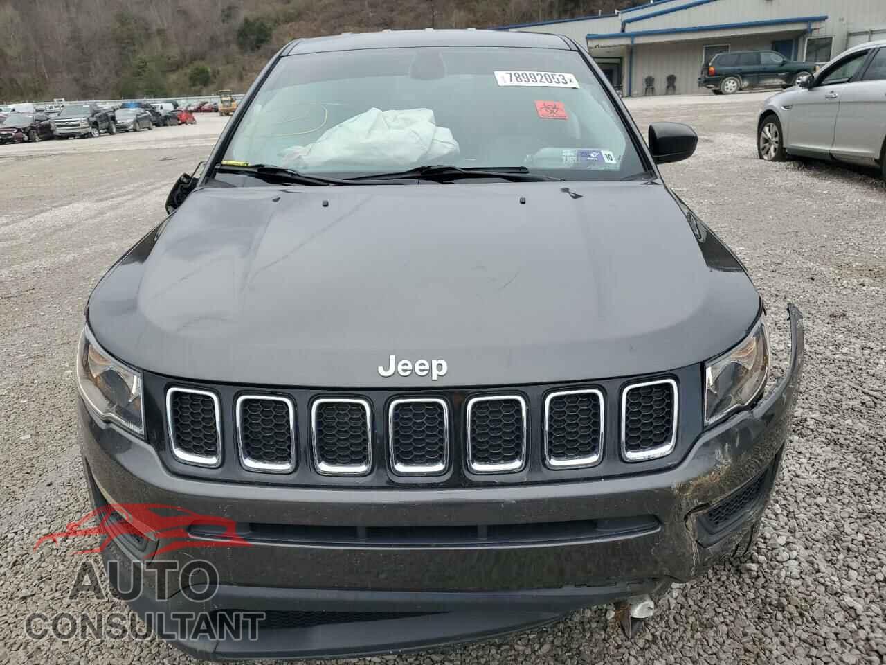 JEEP COMPASS 2020 - 3C4NJDAB2LT217602