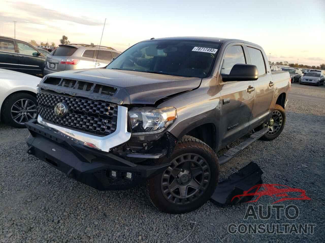 TOYOTA TUNDRA 2019 - 5TFDW5F11KX867267