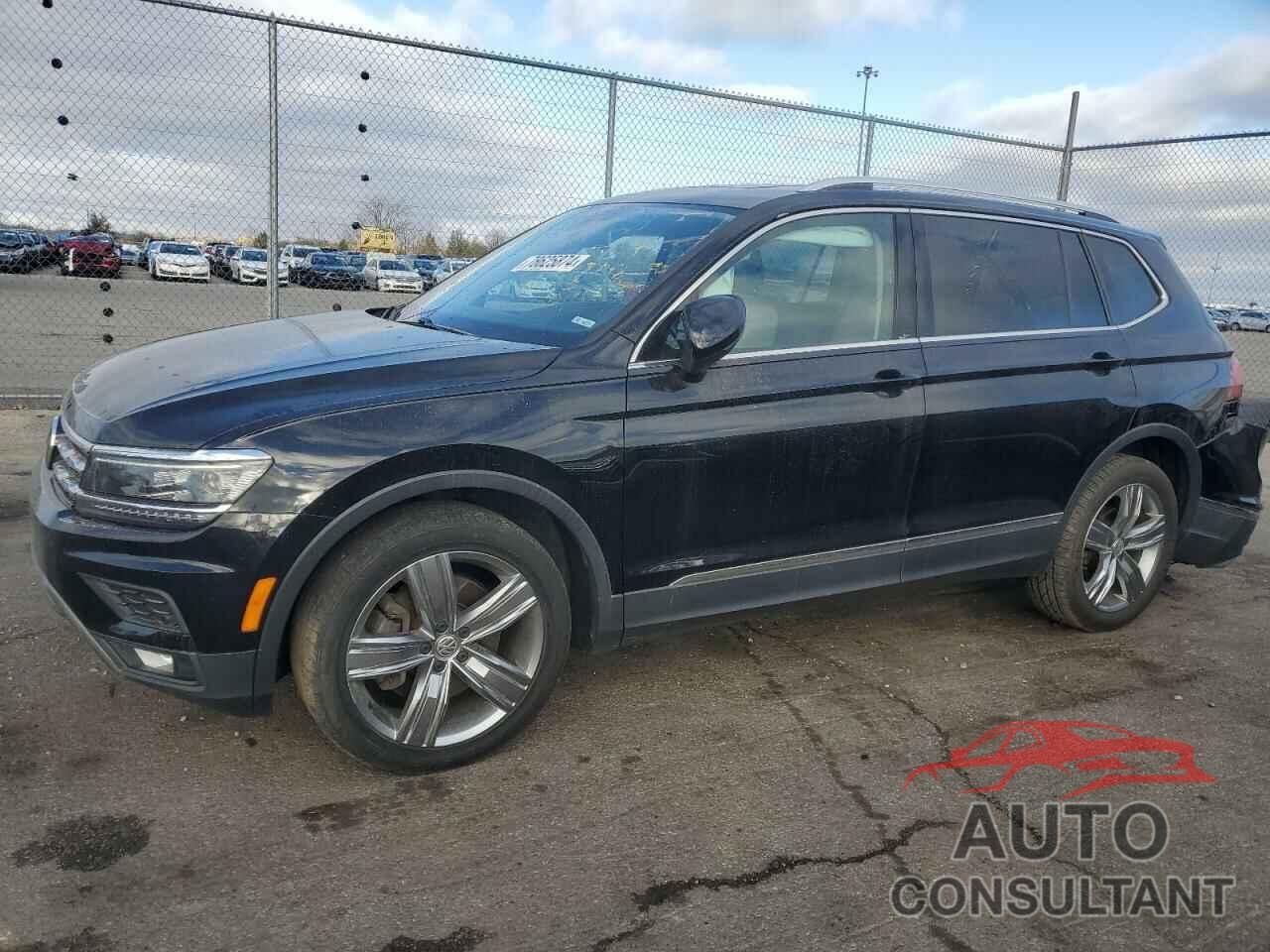 VOLKSWAGEN TIGUAN 2018 - 3VV4B7AX3JM027192