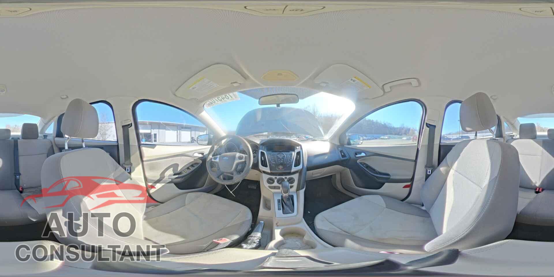 FORD FOCUS 2012 - 1FAHP3F2XCL320718