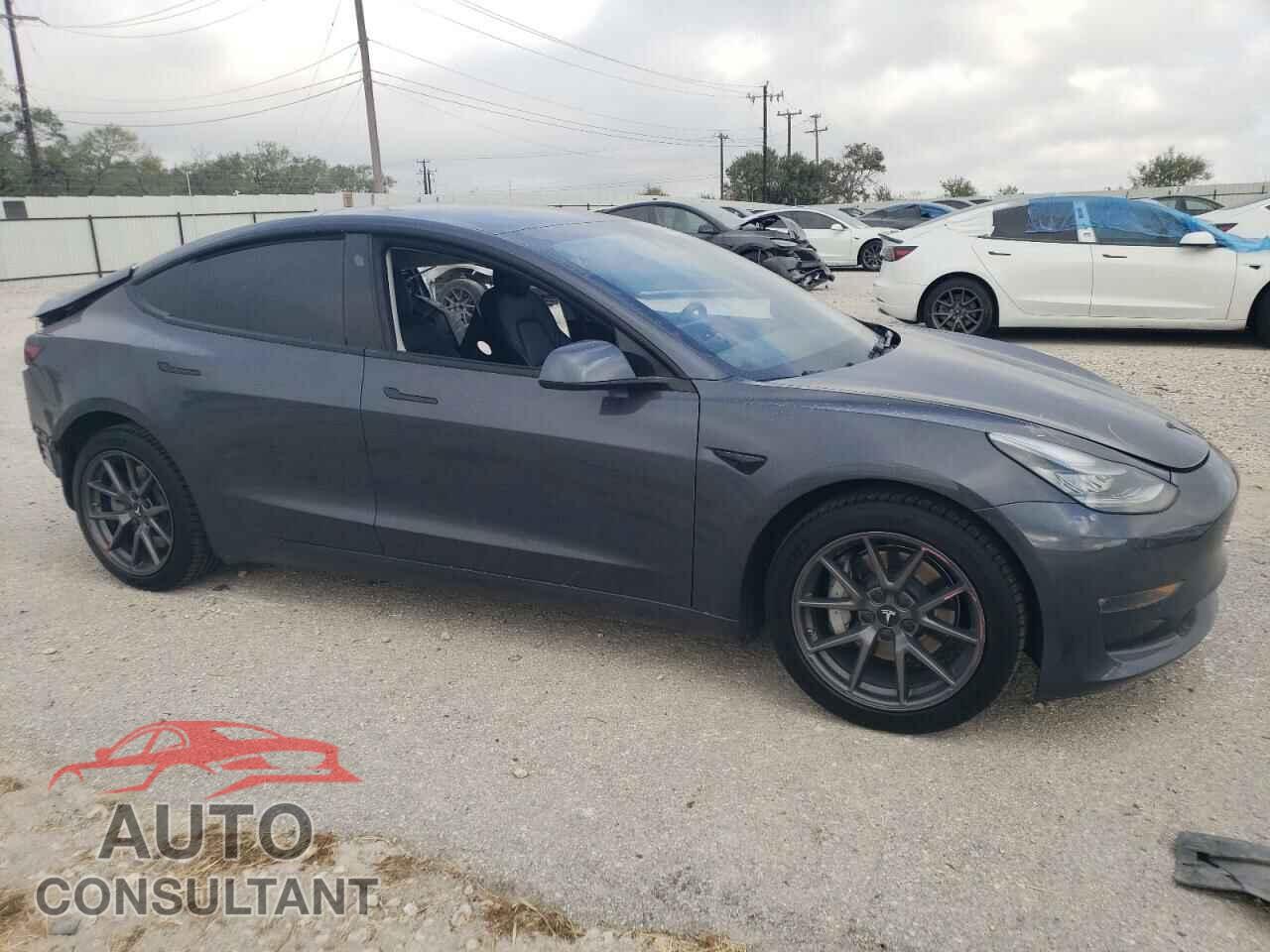 TESLA MODEL 3 2021 - 5YJ3E1EB7MF858328