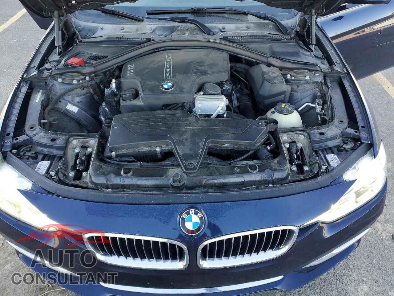 BMW 3 SERIES 2016 - WBA8E9G52GNU27782