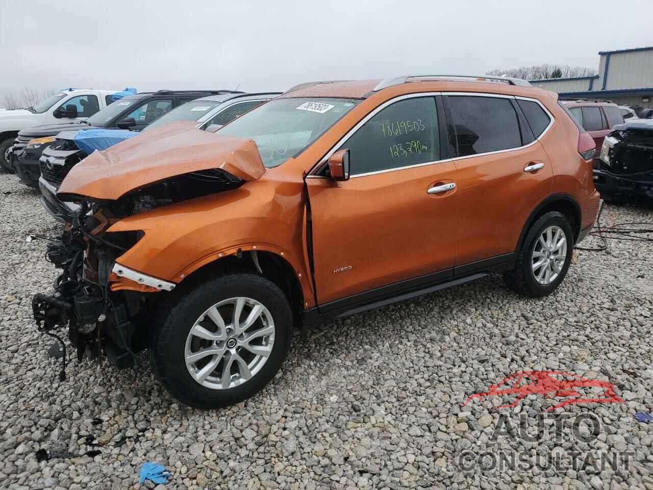 NISSAN ROGUE 2018 - 5N1ET2MV0JC821920