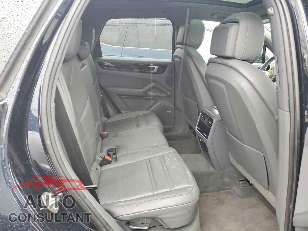 PORSCHE CAYENNE 2021 - WP1AA2AY5MDA00901