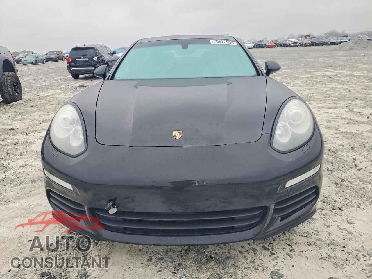 PORSCHE PANAMERA 2015 - WP0AA2A75FL006683